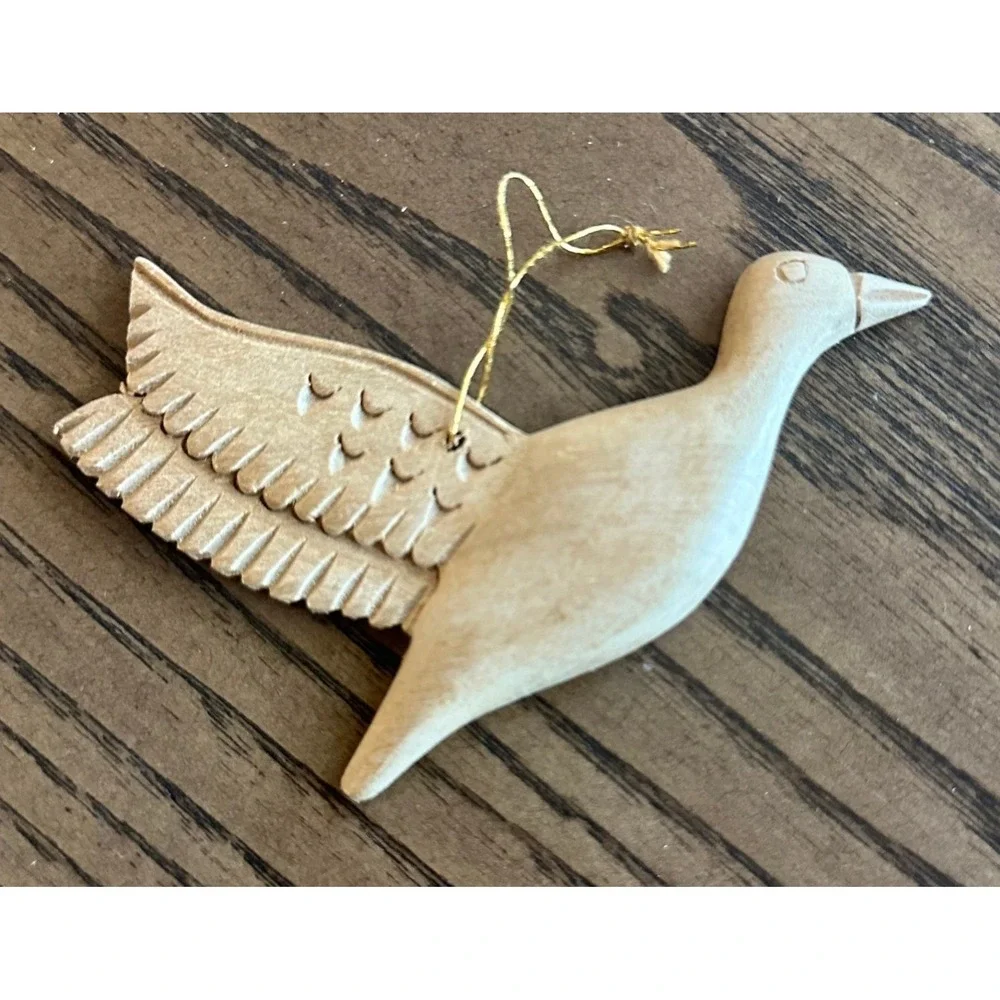 Hand Carved‎ Wooden Flying Goose Ornament Rustic Bird Folk Art Hanging Decor